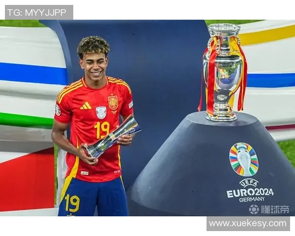 U21西班牙队与塞尔维亚队激战正酣争夺欧洲青年足球冠军荣耀