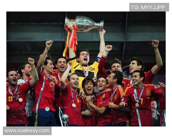 世界杯经典对决西班牙与意大利的巅峰之战回顾与分析